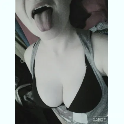 Очаровательная загадка, фото без фильтров. Встречи, Киев.